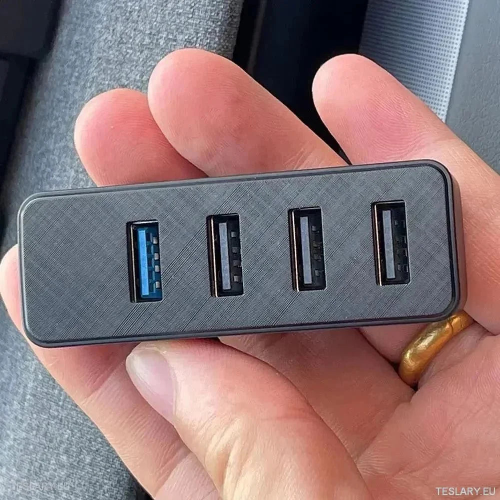 Tesla 3 Highland Glove Box Docking Station 4 Ports - TESLARY Tesla Shop Accessories Europe Nederlands Ireland Deutschland Espana Alicante France Italia
