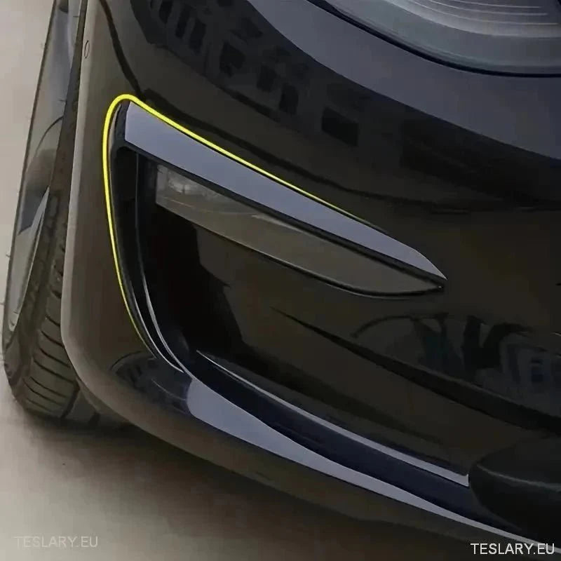 Tesla 3 Log Lights Wind Splitter - Gloss Black - TESLARY Tesla Shop Accessories Europe Nederlands Ireland Deutschland Espana Alicante France Italia