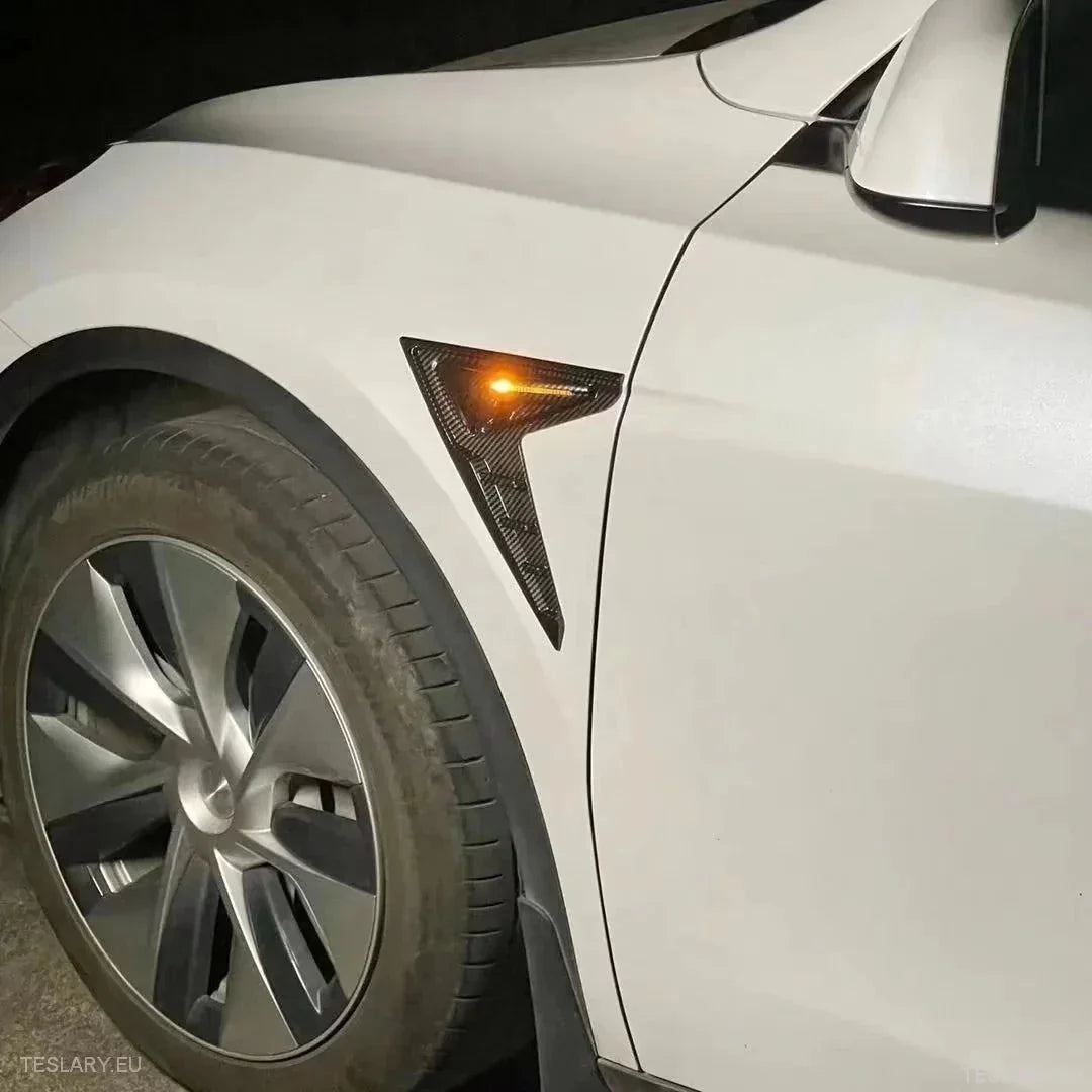 Tesla 3/Y Side Camera Thunder Wing Blade Design - TESLARY Tesla Shop Accessories Europe Nederlands Ireland Deutschland Espana Alicante France Italia